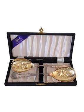 Vtg Raimond Sheffield England Silver Plated Gold Washed Fruit Design Serving Spo